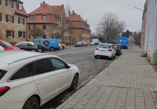 Straße Richtung Heubrücke