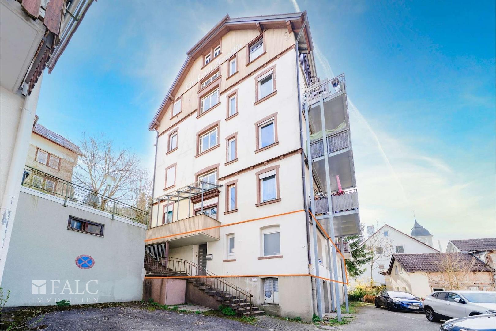 Haus Außenansicht / Wohnung