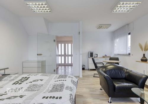 Blick auf Teeküche / Raum 1