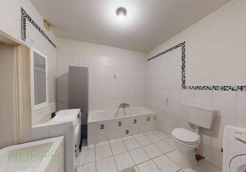 Badezimmer 2_defurnished