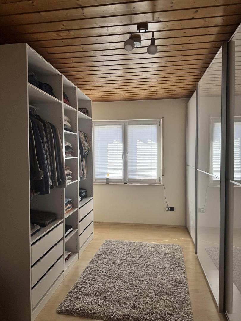 Ankleidezimmer EG