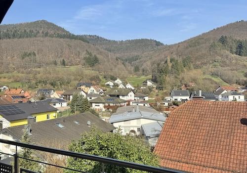 Balkon mit Ausblick DG