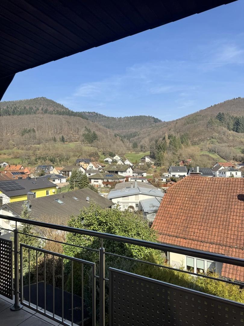 Balkon mit Ausblick DG