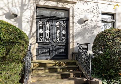 Eingangsbereich links