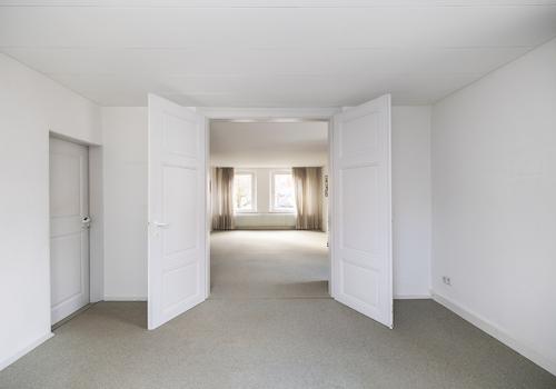 Besprechung (OG links)