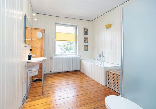 Tageslichtbad (OG rechts)