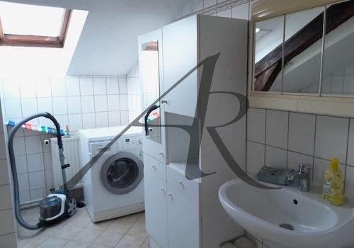 Tageslichtbad mit Badewanne