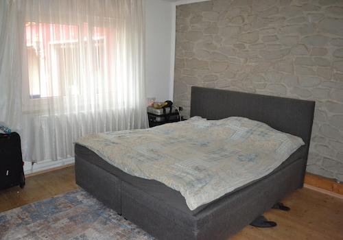 Schlafzimmer EG