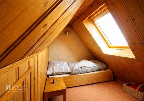 Dachraum Kinderzimmer II