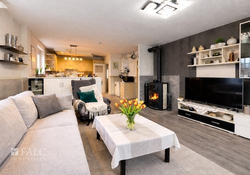 Wohnzimmer mit Kaminofen