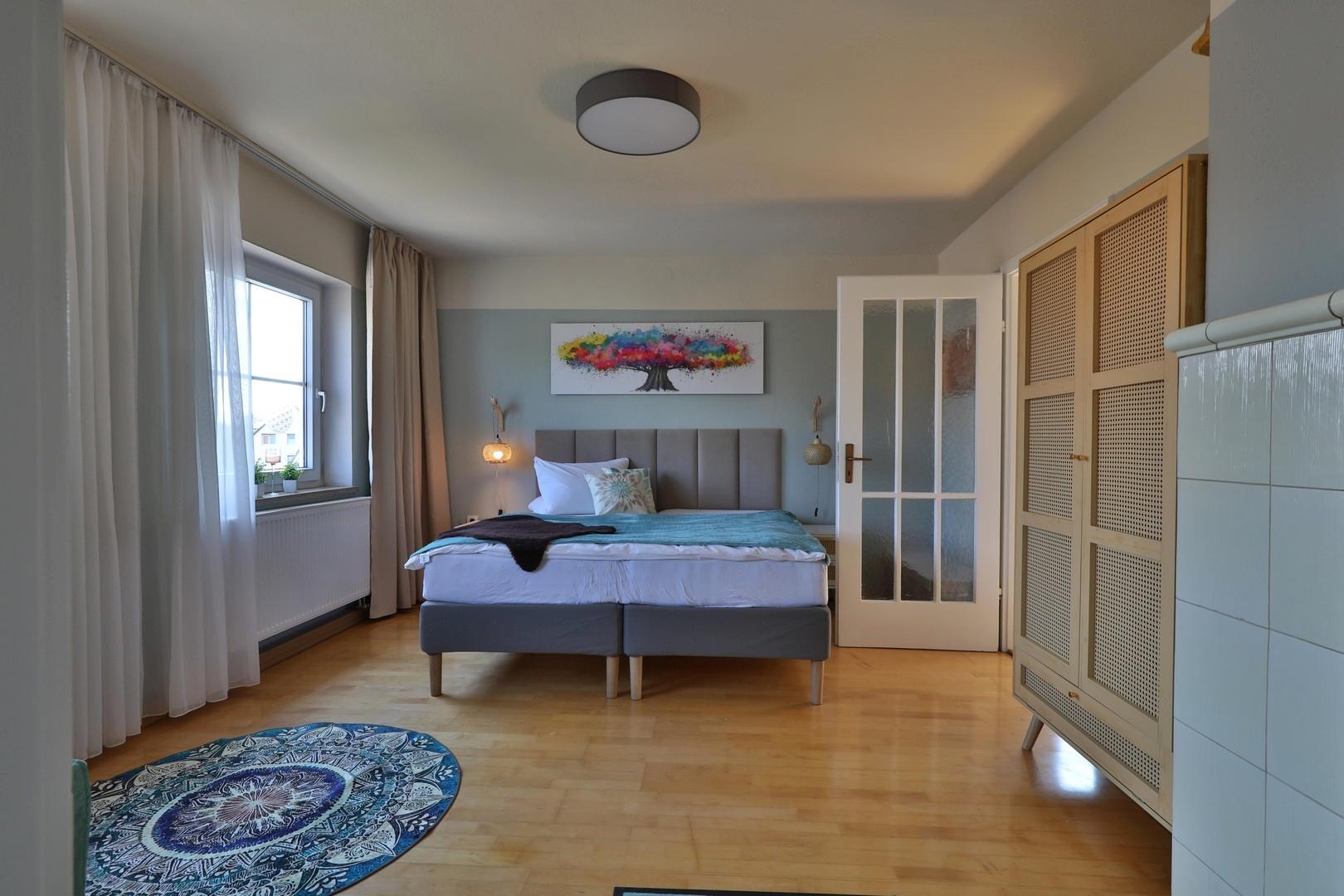 Wohnzimmer mit Parkett