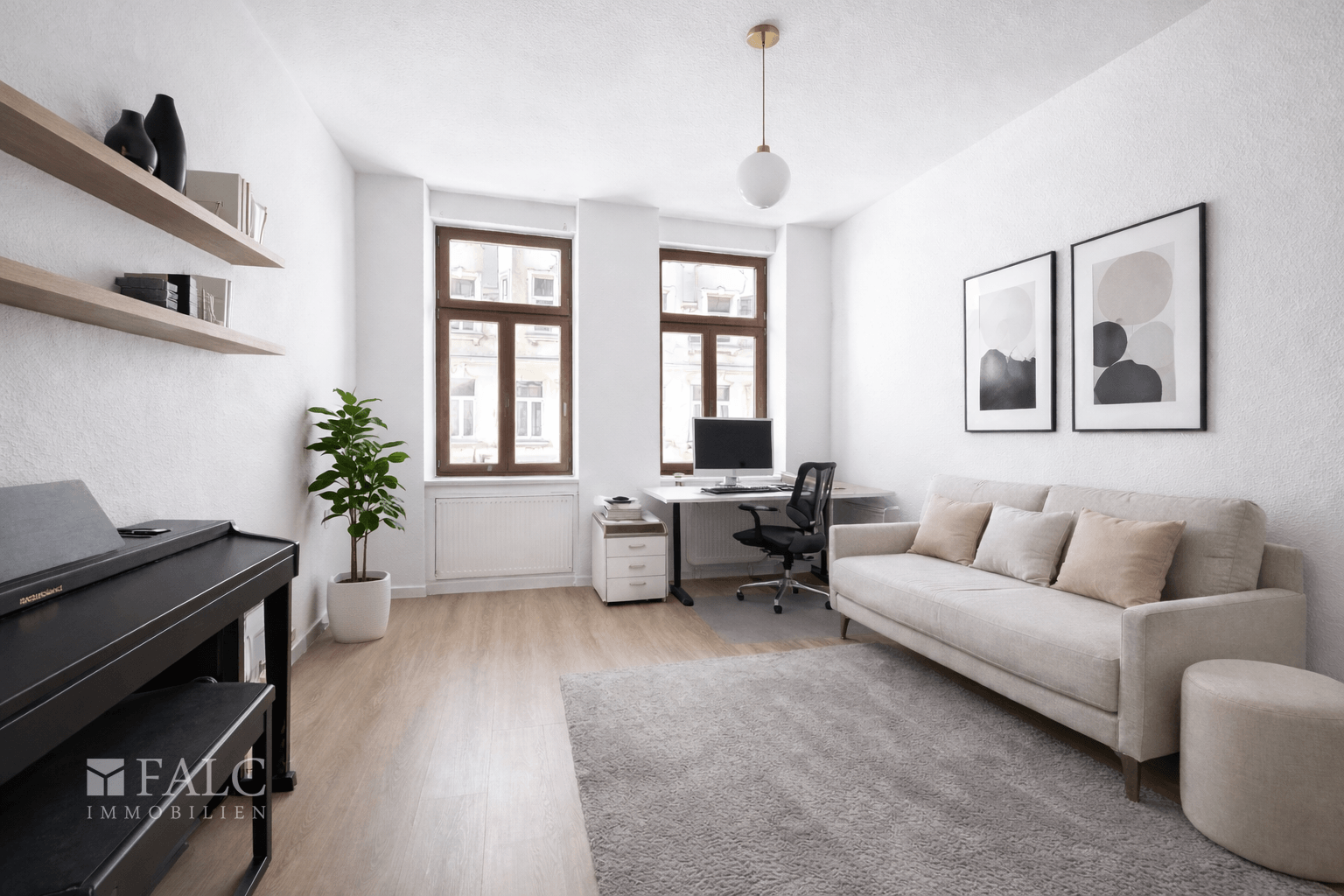 Büro virtuell eingerichtet