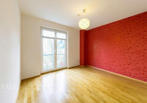 Kinderzimmer / Büro 