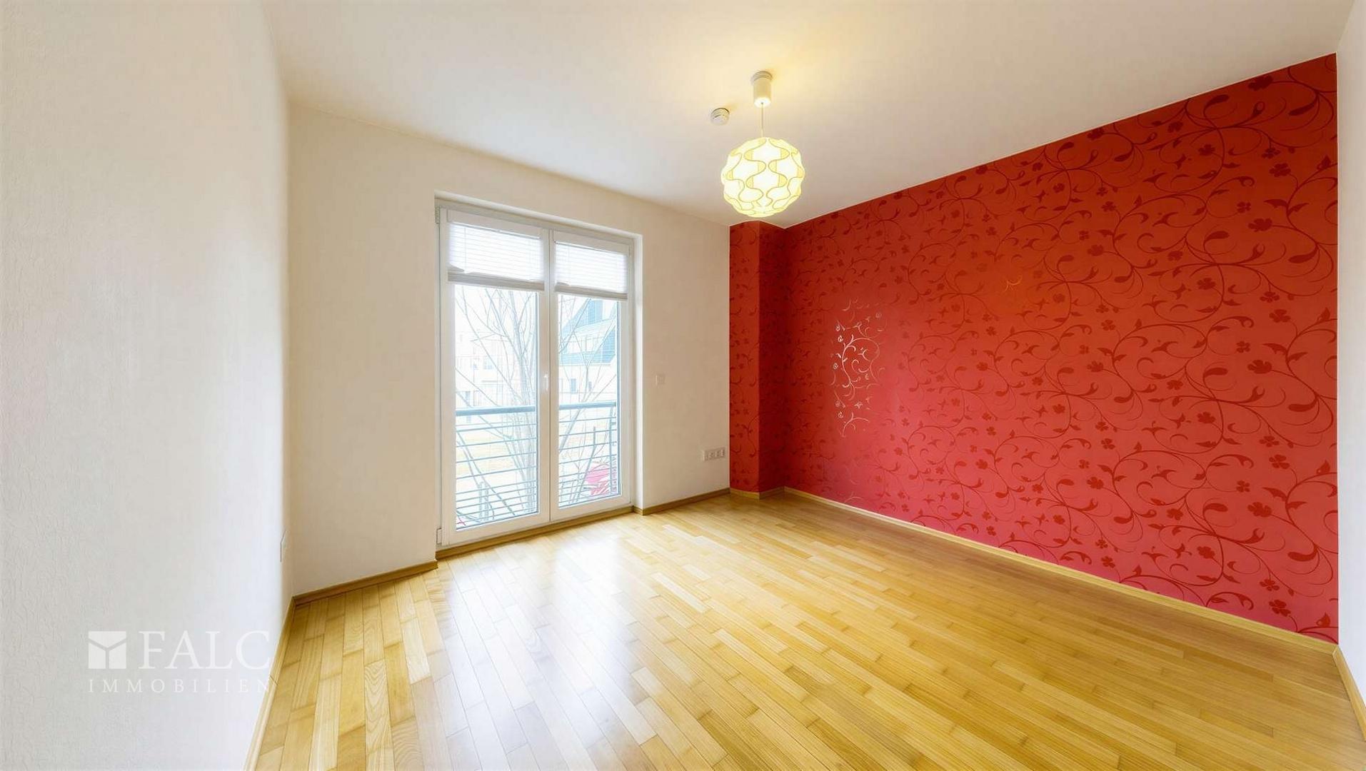 Kinderzimmer / Büro 