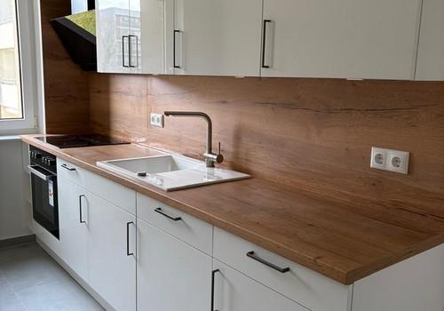 Neue, hochwertige EBK (Foto 1)