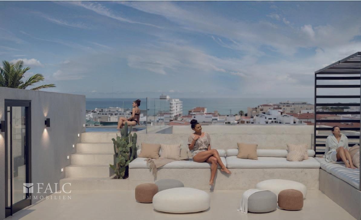 Solarium / Gemeinschaftspool / Privatbereich