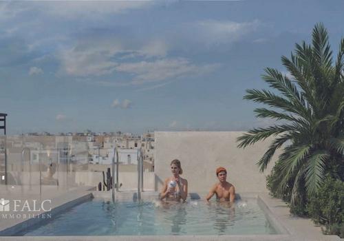 Solarium / Gemeinschaftspool / Privatbereich