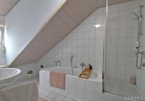 Badezimmer DG