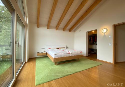 Schlafzimmer mit Anklede