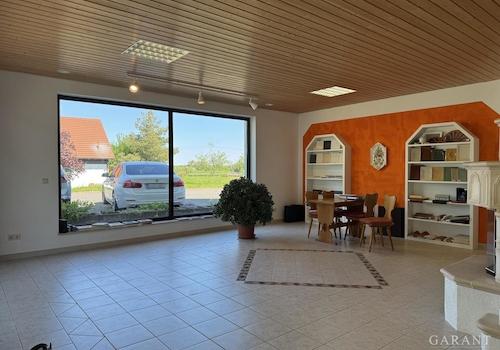 Gewerbe_Fensterfront