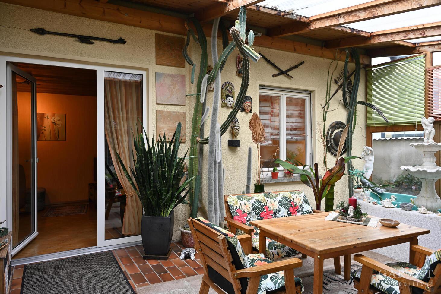 Wintergarten und Haus