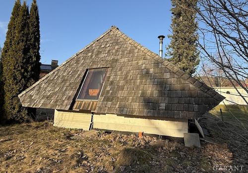 Gerätehaus von außen