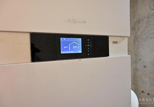 Moderne Öl-Zentralheizung