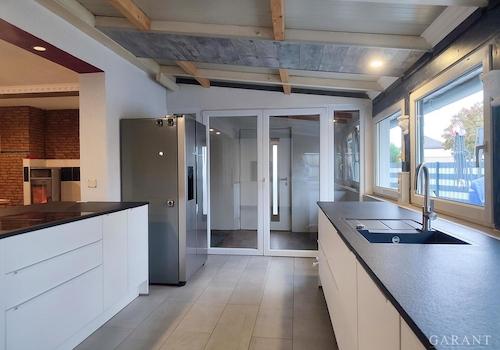 Einbauküche EG-Wohnküche.