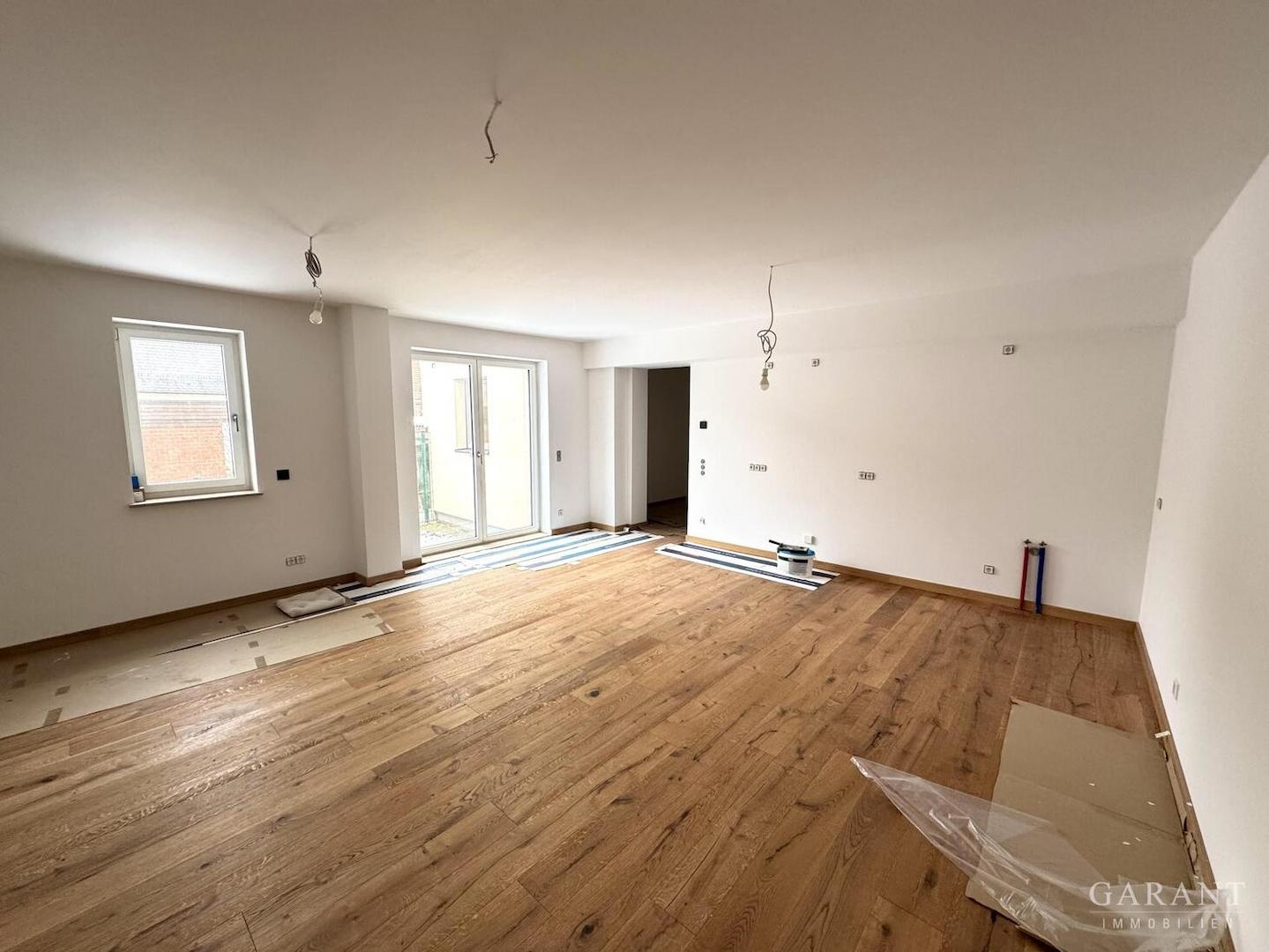 Küchenbereich / Ausgang Garten