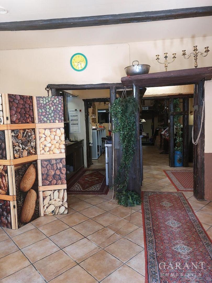 vom Eingang Gastro - Teil 1