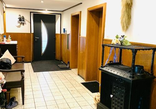 Flur Zugang zu den Wohnungen