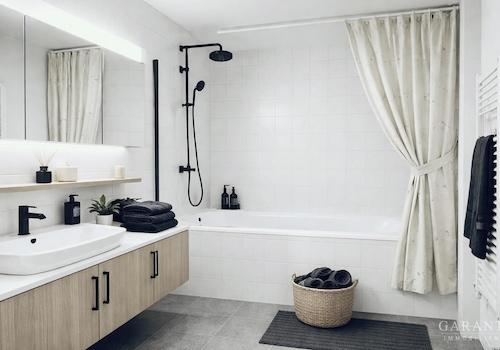 KI-Visualisierung  Bad im neuen Look