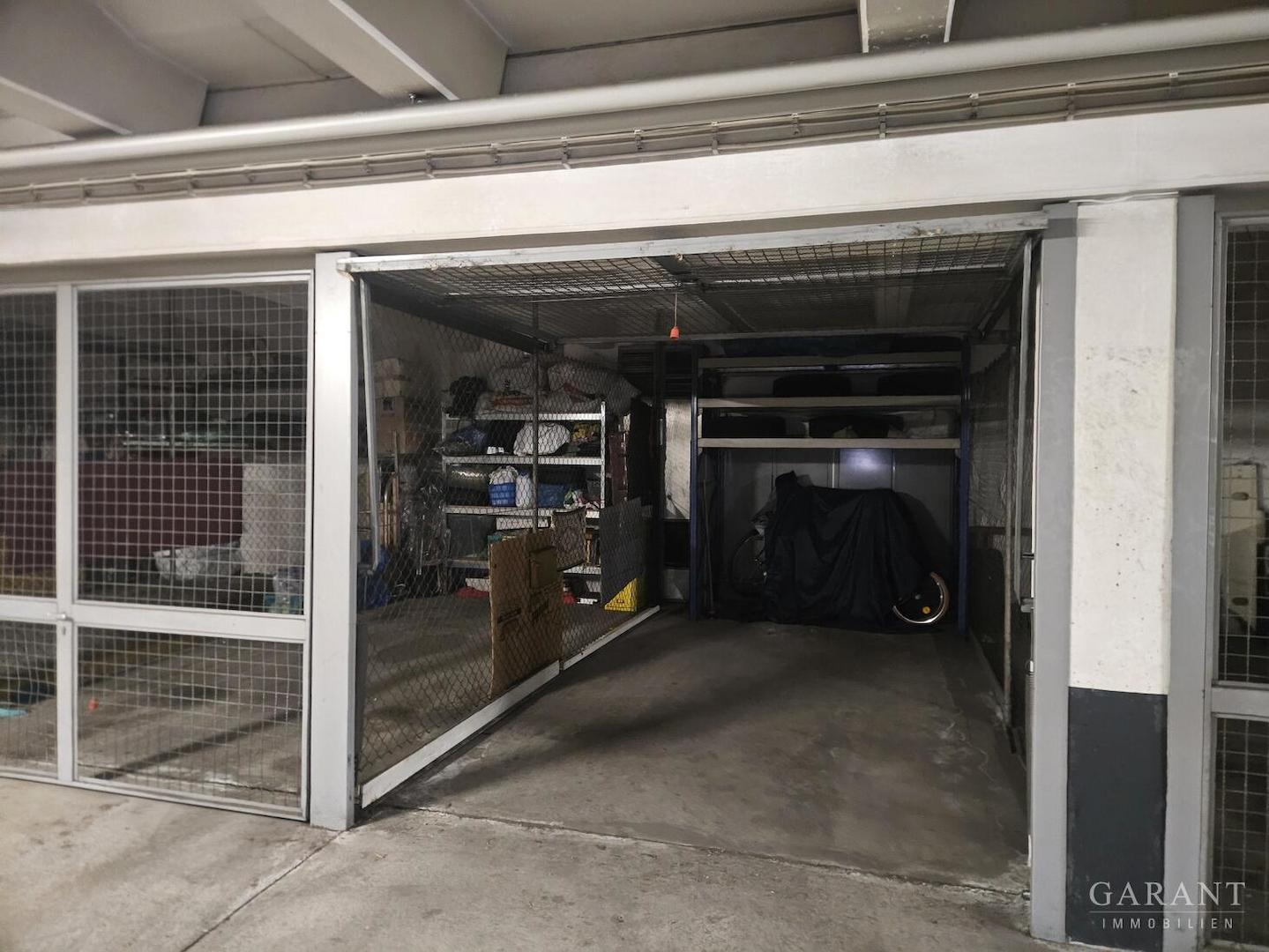 abschließbarer Stellplatz