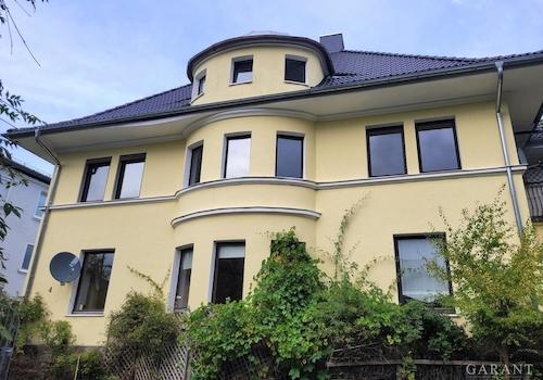 Voderseite mit neuen Anstrich