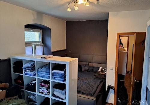 Schlafzimmer erstes Obergeschoss rechts