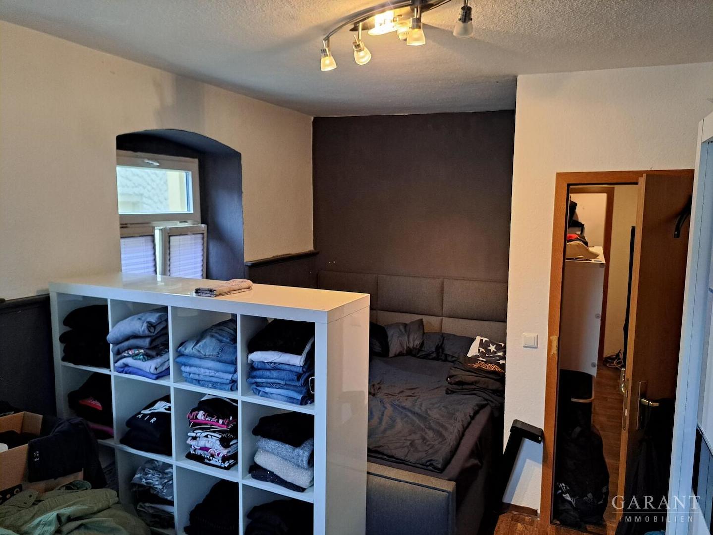 Schlafzimmer erstes Obergeschoss rechts