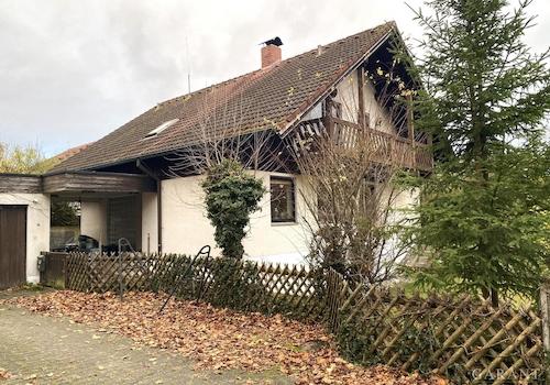 Blick auf den Hauseingangsbereich