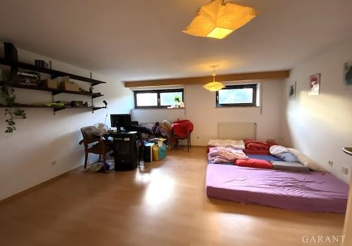 Blick in den Hobbyraum im KG