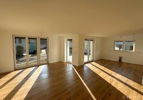 Wohn-Essbereich EG mit Ausgang zur Terrasse