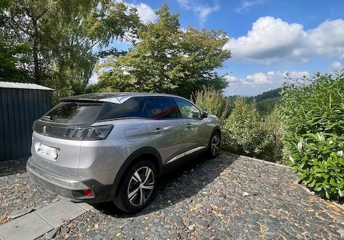 Außenansicht - KFZ-Stellplatz