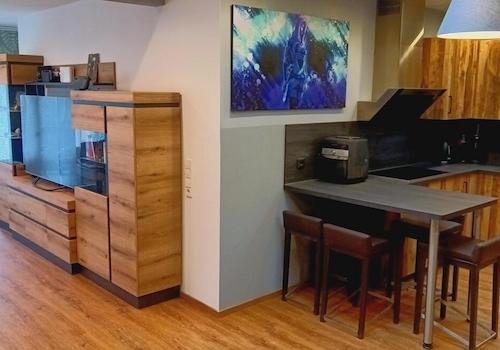 Offene Küche und Esszimmer