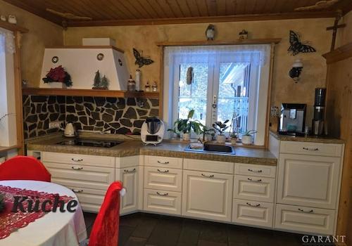 Hochwertige Einbauküche