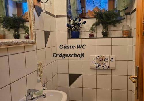 Gäste-WC EG