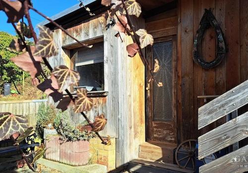 ein romatisches Eckchen im Garten