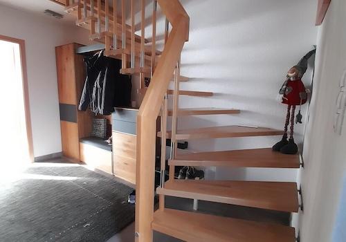 Diele mit Treppenaufgang