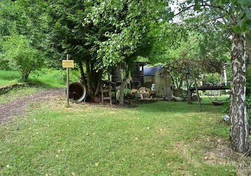 Gewächshaus mit Außenwerkstatt