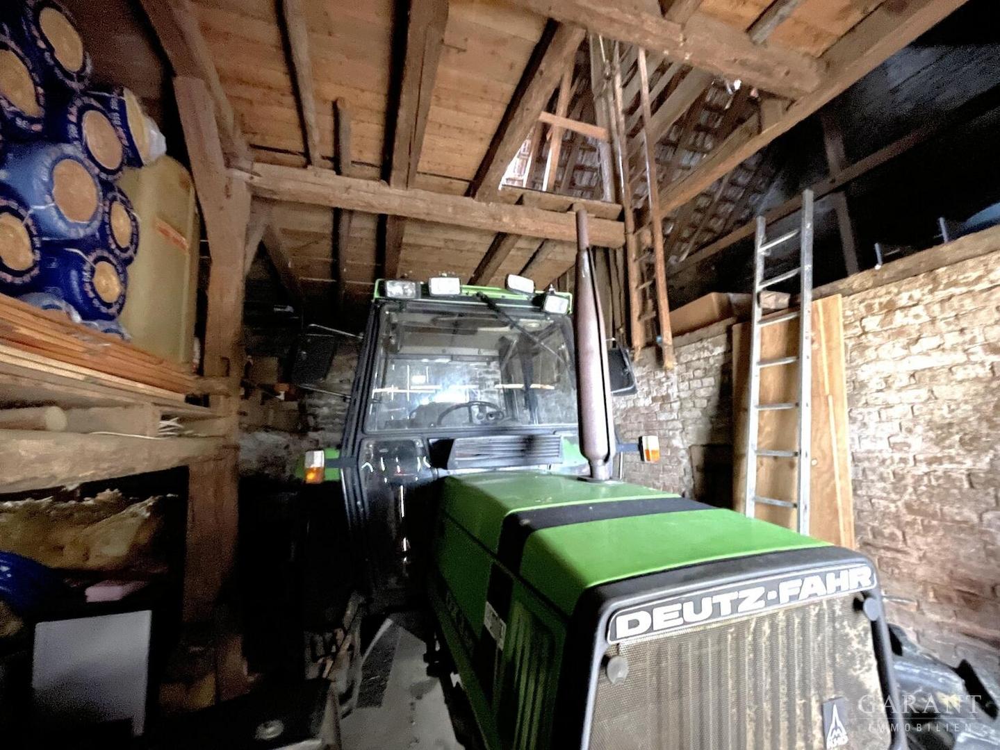 Blick in die Scheune