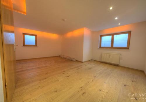 Schlafzimmer UG
