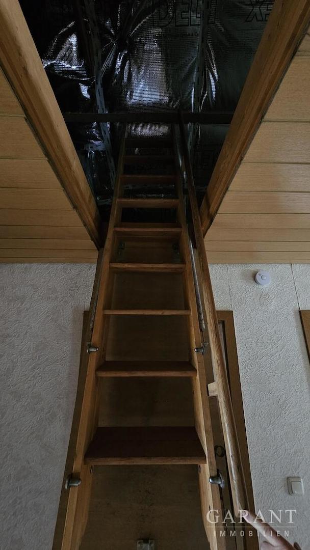 Dachbodenaufgang