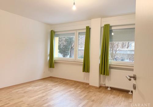 Schlafzimmer (Seite 1)